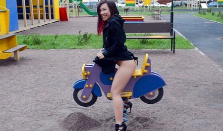 Мечтала стать врачом, а взорвала порно! Горячая звезда трахается в HD