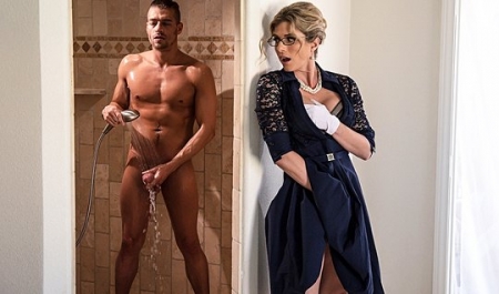 Горячая мачеха соблазняет пасынка в душе: Лучшее красивое порно HD!