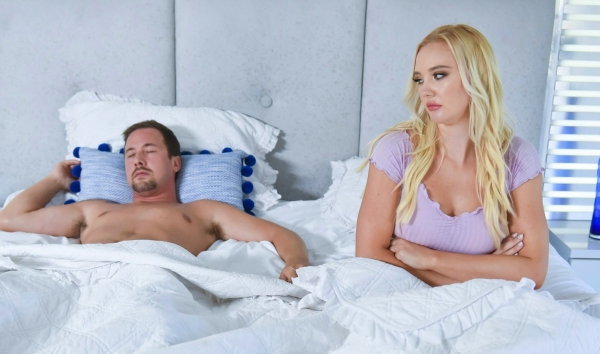 Роскошный особняк и ежедневный анальный трах в попку — Топовая HD порнуха!