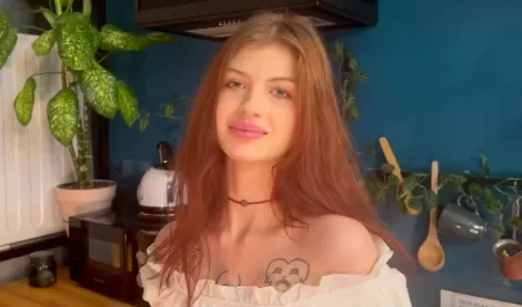 Первый раз с горячей русской милашкой: лишился девственности в лучшем HD порно!