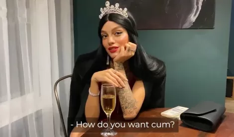 Мажор Москвы за бабки отымел сучку во все дырки в гостях! Лучшее HD порно