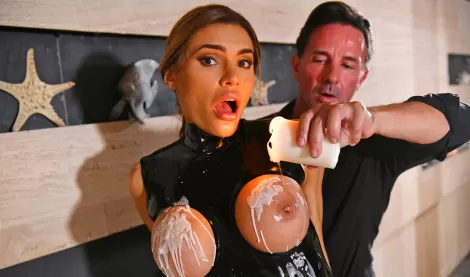 Жесткий БДСМ с русской милфой: двойное проникновение и дикий трах в HD!