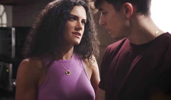 Горячая мачеха стонет: «Пасынок, еби меня! От мужа никакого толку!» Лучшая HD порнуха!