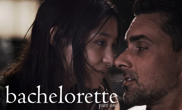 Дядя вместо порно жестко трахает 19-летнюю племянницу Лейлу и заливает спермой! HD